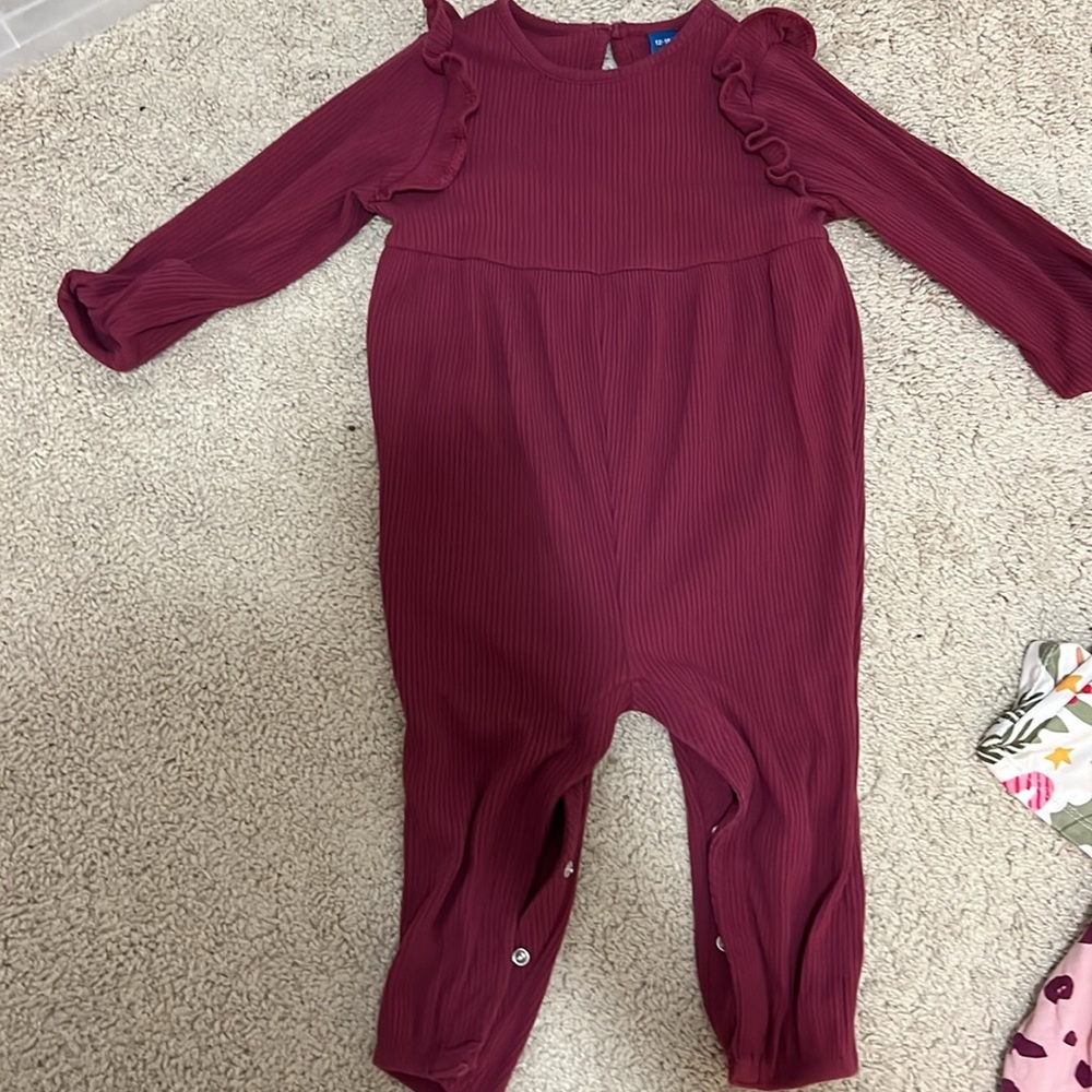 Fall/Winter baby girl clothes size 12-18M - Picture 2 of 9